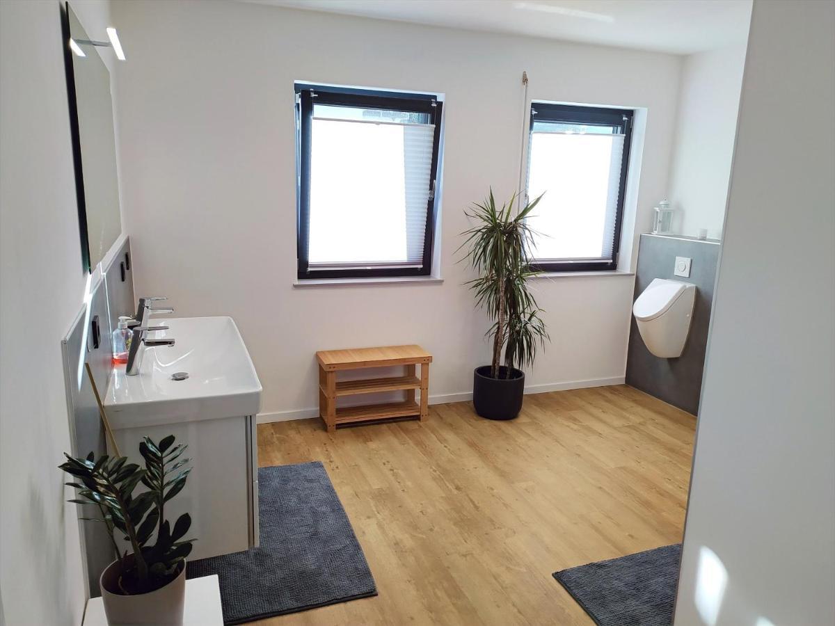 Fewo Wildflecken - Ferienwohnung Rhoen Neubau 2021 Exterior foto
